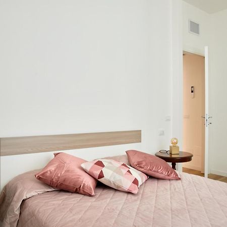 Xenia Apartments - Apartment In Fondazione Prada Milano Exterior foto